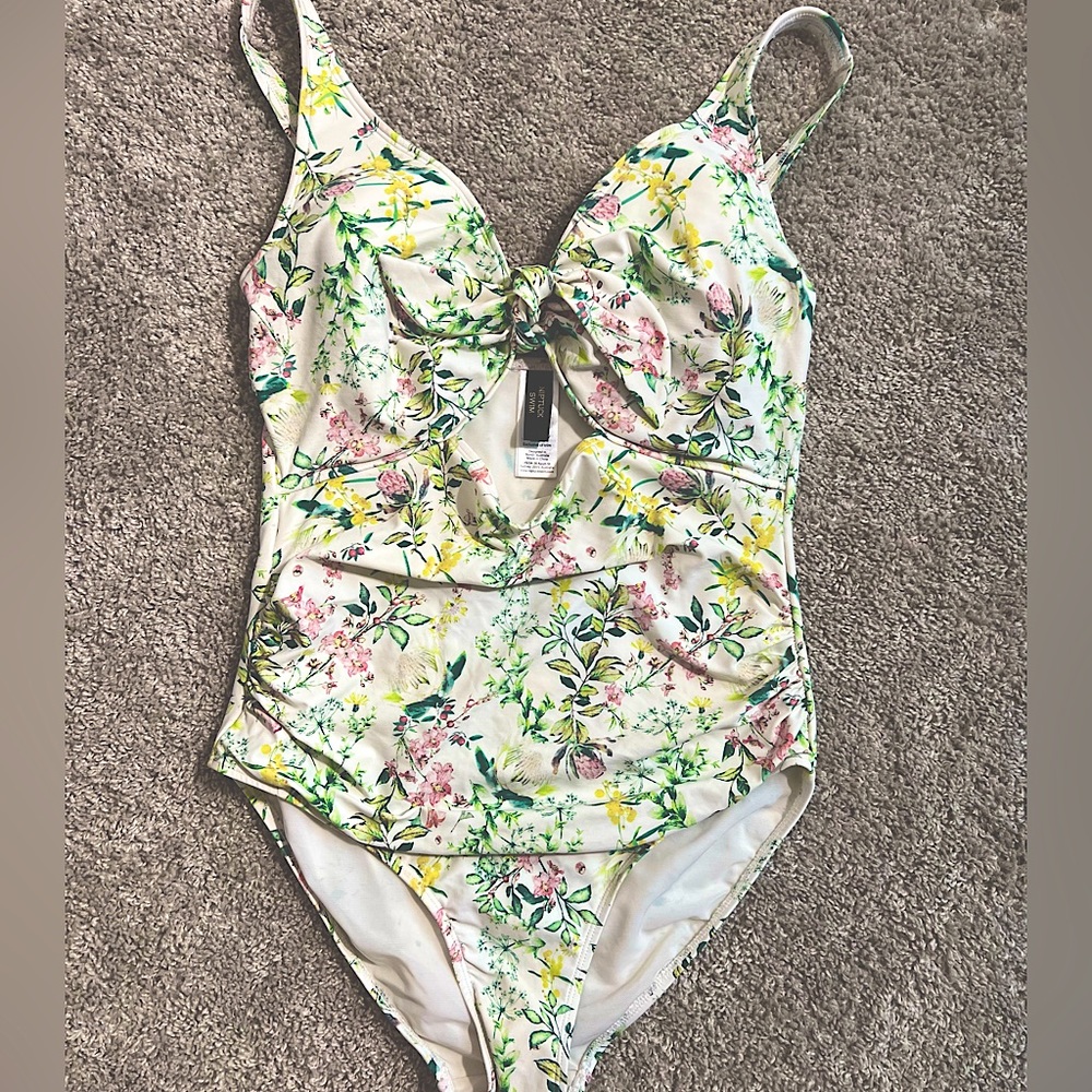NIPTUCK SWIM ONE PIECE SZ8-D-DD